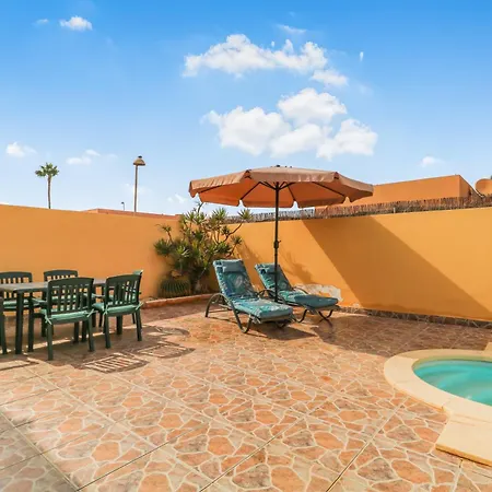 Pool Retreat Tamaragua Appartement La Oliva