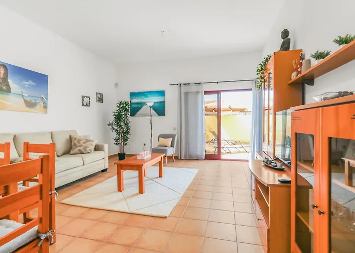 Pool Retreat Tamaragua דירה