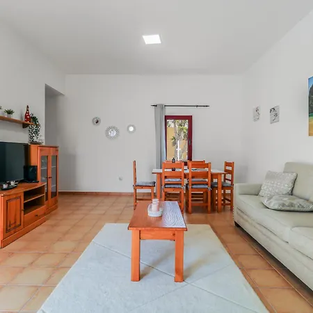 Apartamento Pool Retreat Tamaragua La Oliva